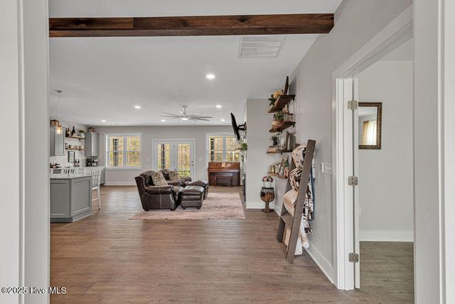 1560 White Oak River Road, Maysville, NC 28555