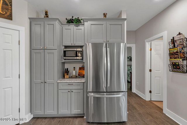 1560 White Oak River Road, Maysville, NC 28555