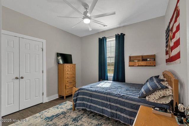 1560 White Oak River Road, Maysville, NC 28555