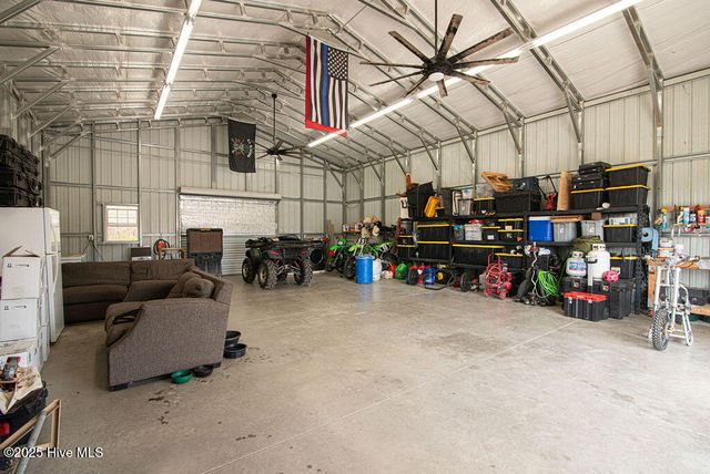 1560 White Oak River Road, Maysville, NC 28555