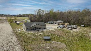 1560 White Oak River Road, Maysville, NC 28555