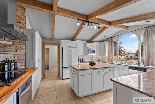 9230 S 1st E, Idaho Falls, ID 83404