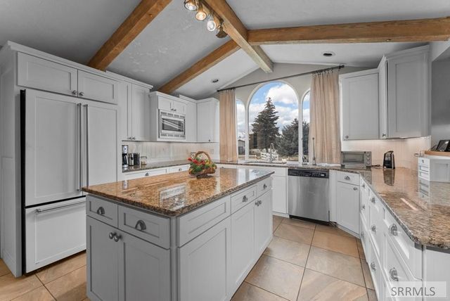 9230 S 1st E, Idaho Falls, ID 83404