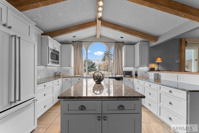 9230 S 1st E, Idaho Falls, ID 83404