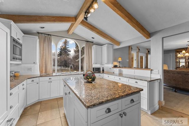 9230 S 1st E, Idaho Falls, ID 83404