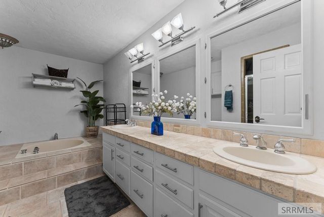 9230 S 1st E, Idaho Falls, ID 83404