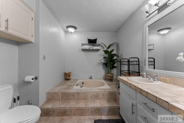 9230 S 1st E, Idaho Falls, ID 83404