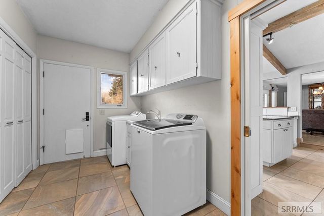 9230 S 1st E, Idaho Falls, ID 83404