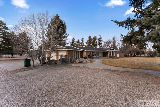 9230 S 1st E, Idaho Falls, ID 83404