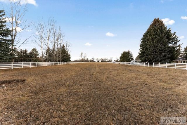 9230 S 1st E, Idaho Falls, ID 83404