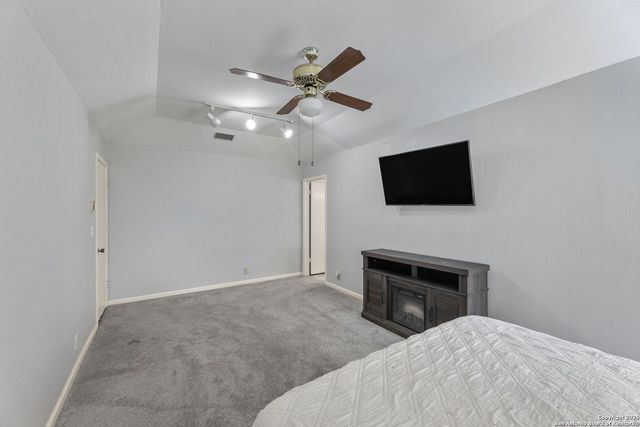 9534 Chelmsford, San Antonio, TX 78239