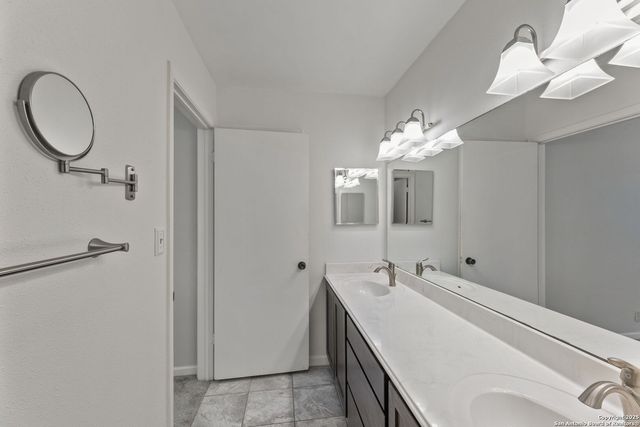 9534 Chelmsford, San Antonio, TX 78239