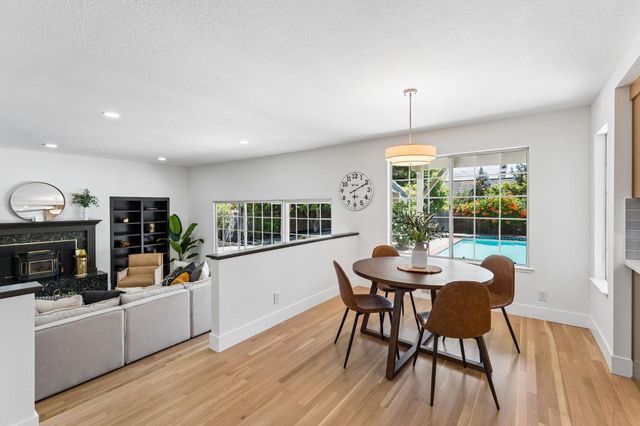 7 Chicory Bend Ct, Sacramento, CA 95831