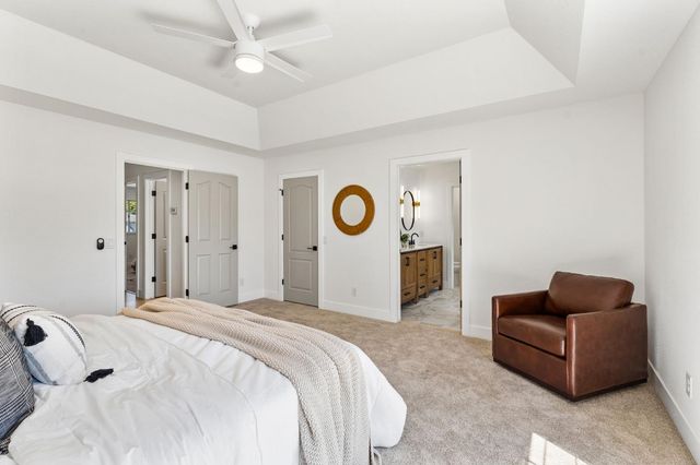 7 Chicory Bend Ct, Sacramento, CA 95831