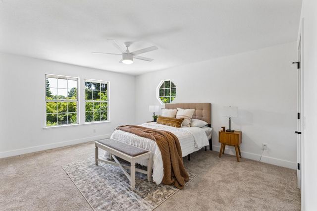 7 Chicory Bend Ct, Sacramento, CA 95831