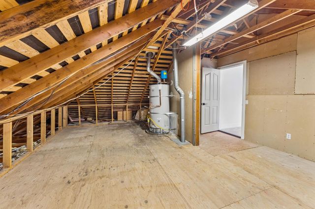 7 Chicory Bend Ct, Sacramento, CA 95831