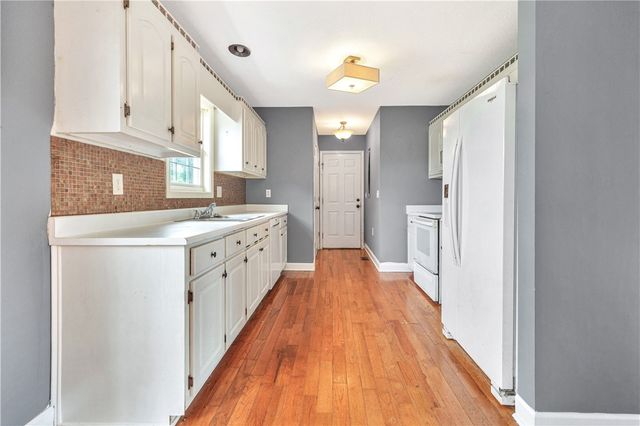 116 McClain Lake Drive, Anderson, SC 29625