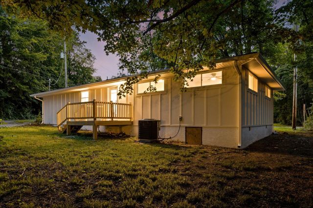 19 Shuler Lane, Rossville, GA 30741