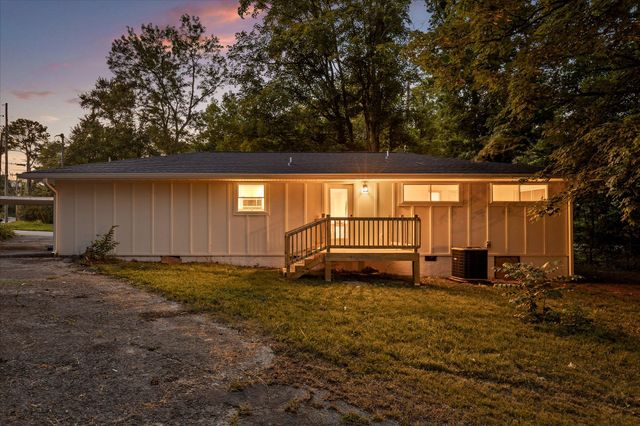19 Shuler Lane, Rossville, GA 30741