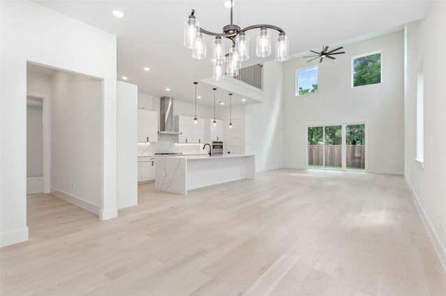 623 Parkview Avenue, Dallas, TX 75223