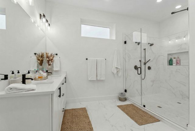 623 Parkview Avenue, Dallas, TX 75223