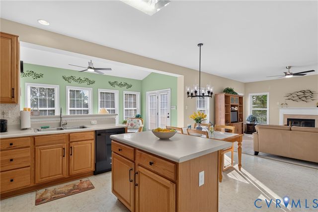 10817 Correnty Dr, Glen Allen, VA 23059