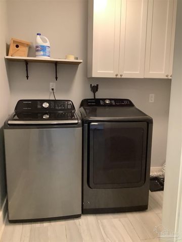 217 E Fisher St, Pensacola, FL 32503