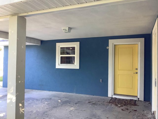 217 E Fisher St, Pensacola, FL 32503