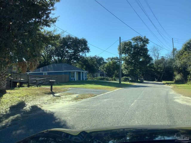 217 E Fisher St, Pensacola, FL 32503