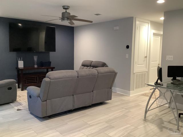 217 E Fisher St, Pensacola, FL 32503