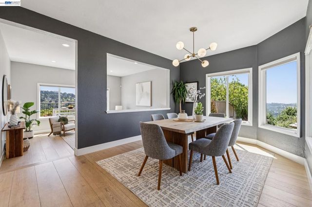 5028 CRYSTAL RIDGE COURT, Oakland, CA 94605
