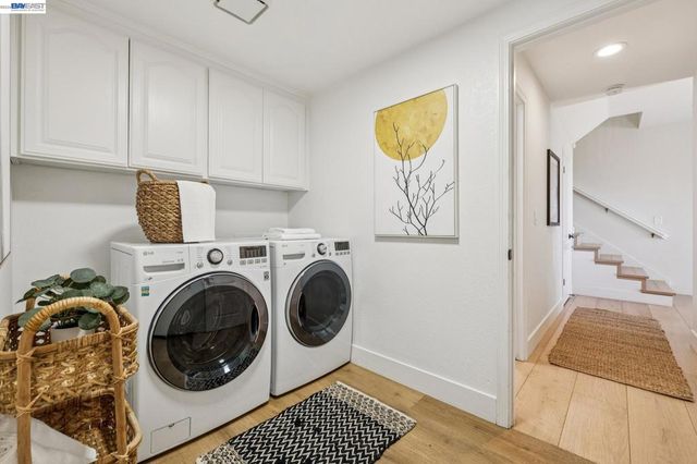 5028 CRYSTAL RIDGE COURT, Oakland, CA 94605