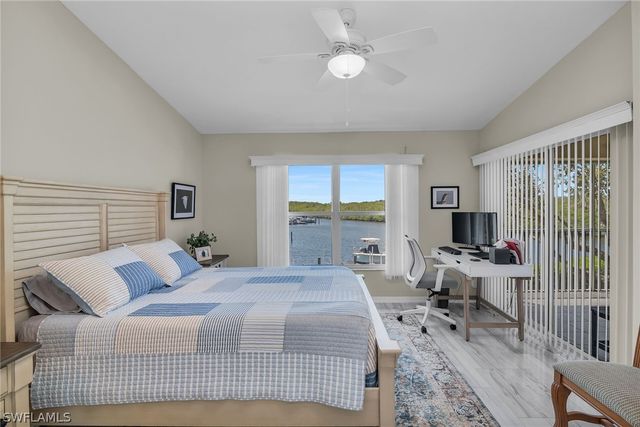 194 Newport DR 908, Naples, FL 34114