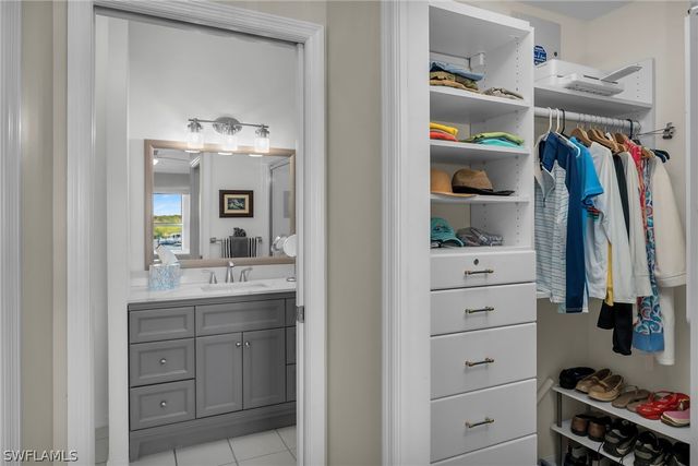 194 Newport DR 908, Naples, FL 34114