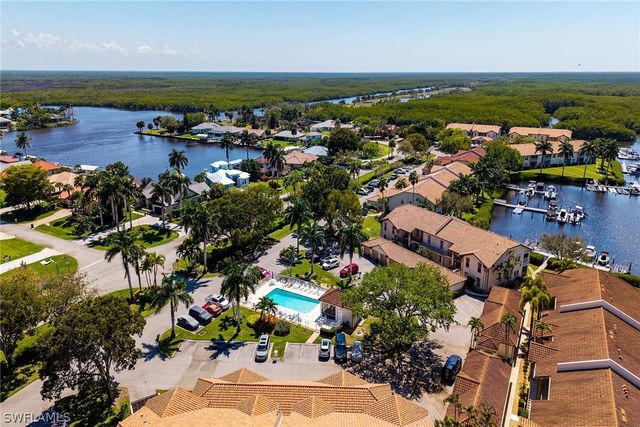 194 Newport DR 908, Naples, FL 34114