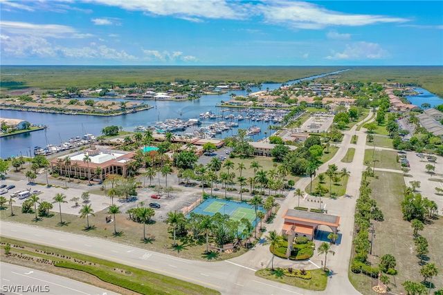 194 Newport DR 908, Naples, FL 34114