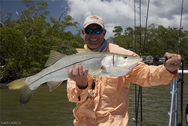 194 Newport DR 908, Naples, FL 34114