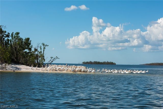 194 Newport DR 908, Naples, FL 34114