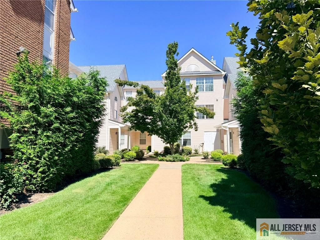 412 Plymouth Road, North Brunswick, NJ 08902
