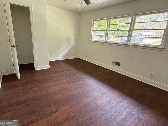 1322 NW South Hicks Circle, Conyers, GA 30012