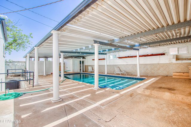 1701 Elm Street, El Paso, TX 79930