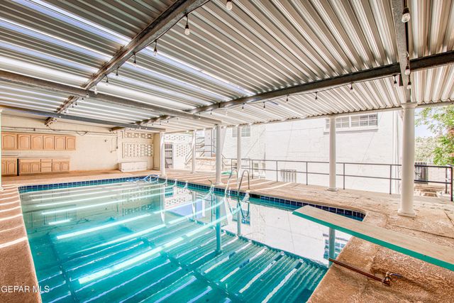 1701 Elm Street, El Paso, TX 79930