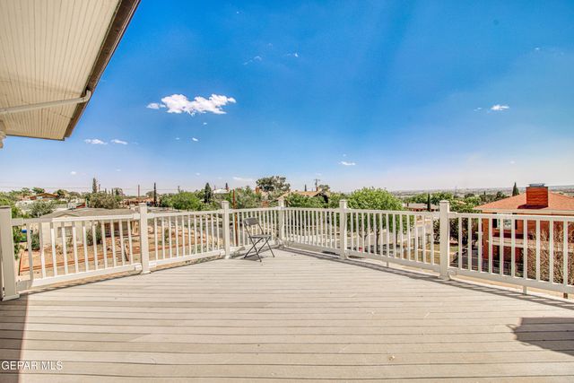 1701 Elm Street, El Paso, TX 79930