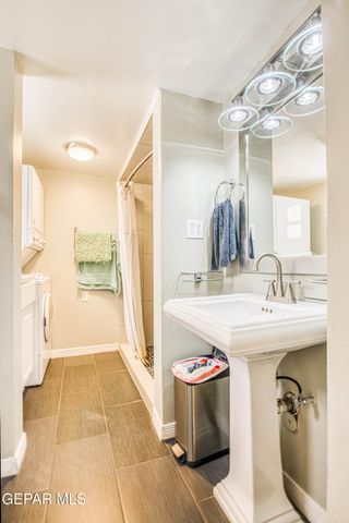 1701 Elm Street, El Paso, TX 79930