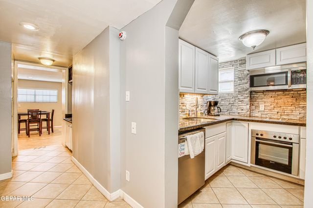 1701 Elm Street, El Paso, TX 79930