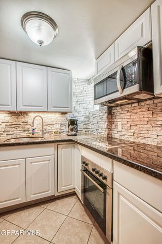 1701 Elm Street, El Paso, TX 79930