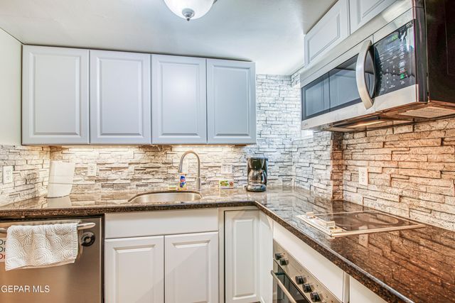 1701 Elm Street, El Paso, TX 79930