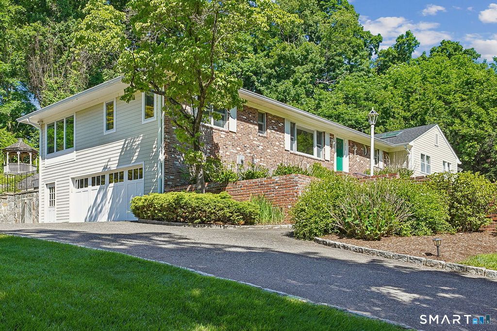 3 Mary Joy Lane, Stamford, CT 06903