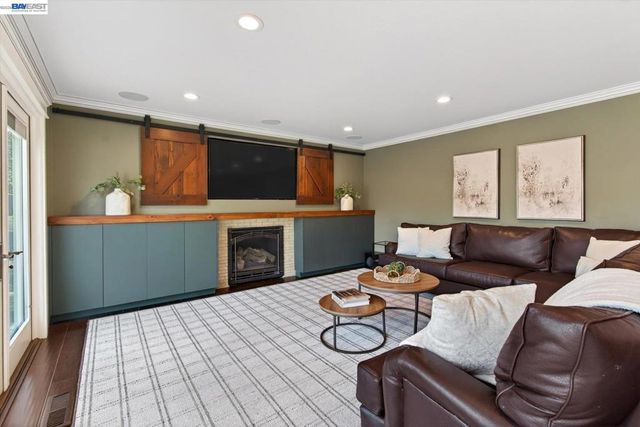 1923 1923 Whitecliff Way, Walnut Creek, CA 94596