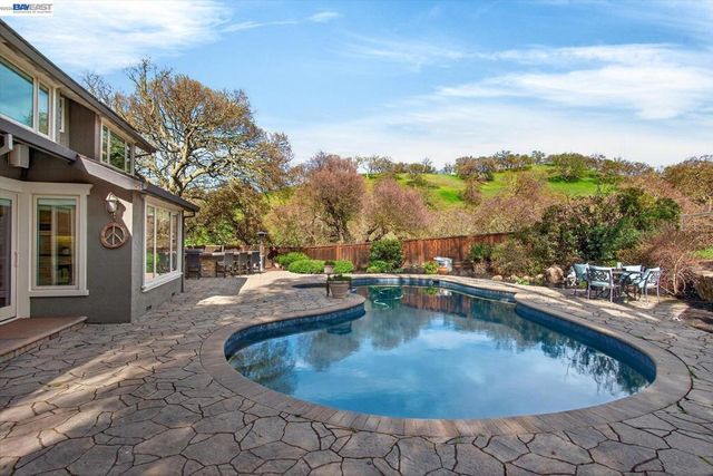 1923 1923 Whitecliff Way, Walnut Creek, CA 94596